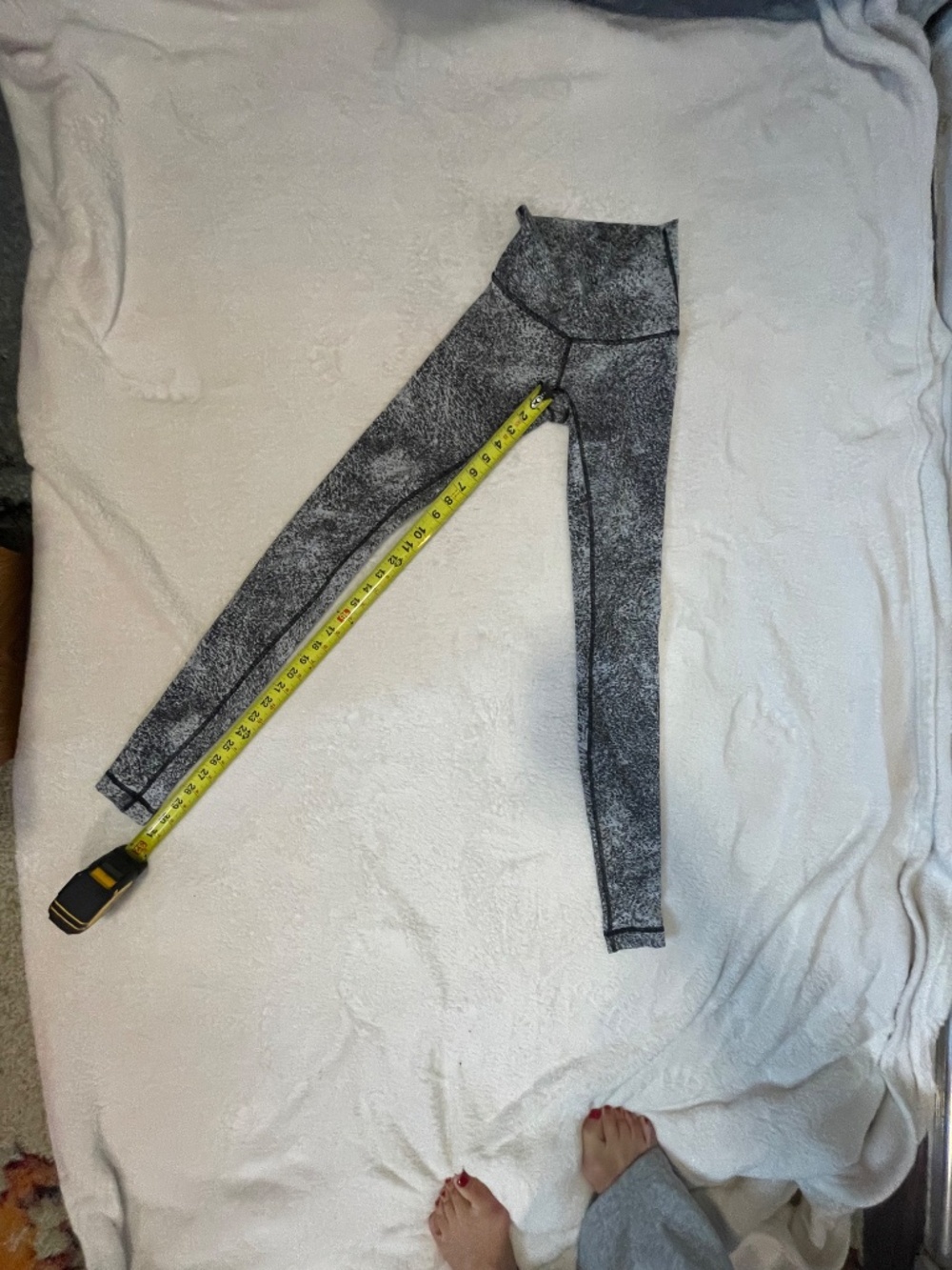 LULULEMON WUNDER UNDER PANT (Hi-Rise) Luon Spray Jacquard White Black - Picture 7 of 7